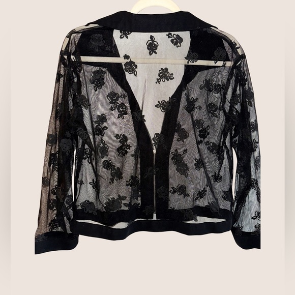 Black Rosette Mesh Jacket - Picture 4 of 4